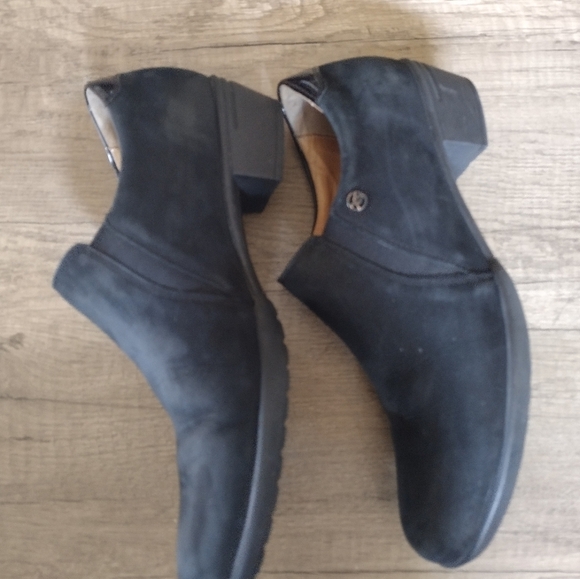 HARTJES Clog Slip On Comfort Shoe Size 7 Classic Black Suede - Picture 2 of 9